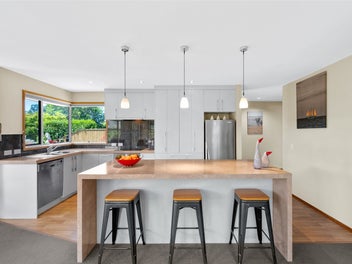 Low-Maintenance 4-Bedroom Home in Prime Location