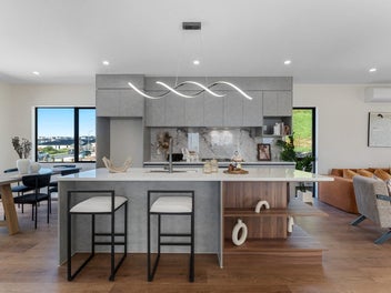 Fresh, Modern Living Surrounded by Green