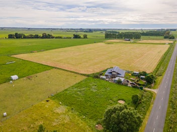 15 Acres of Space, Potential and Opportunity