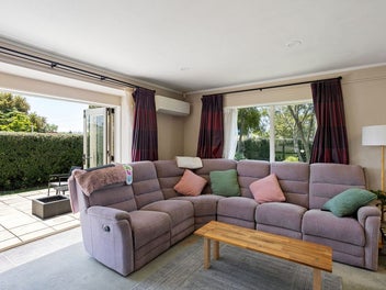 A Delight to Live Here