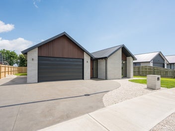 Brand New, High-Quality Spacious Build!