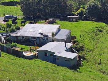 Get Off Grid! 100 acres for the price of 10 acres!