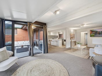 Easy-Living Gem in Prime Location