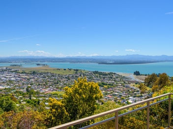Spectacular views from this private oasis
