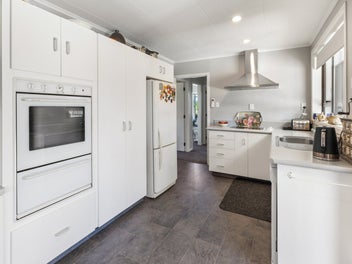 Here's a Beauty, Spic and Span!