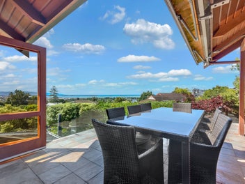 Exceptional Home with Jaw-Dropping Views