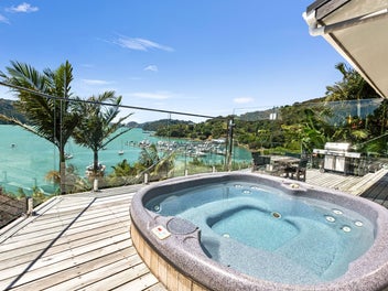 North facing - Waterfront Sanctuary!