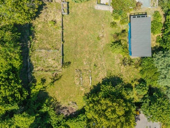 Toi Toi treat with reserve views!