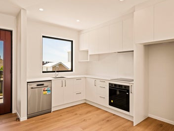 Modern Two-Story Home in Mt Roskill