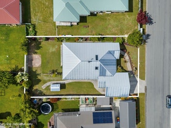 Private and Sheltered on Ragan Lane