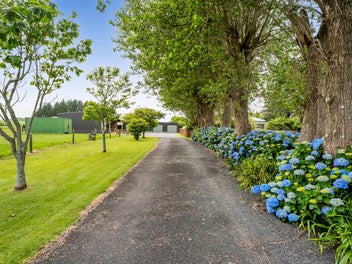 PARADISE ON YOUR DOORSTEP