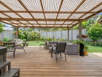 Stunning Views & Modern Comfort on a Quiet Street