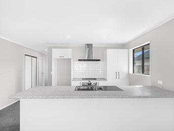 Motivated Vendor — All offers presented