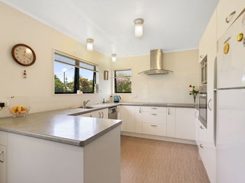 Life changing : Location, Layout, Lifestyle