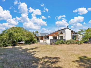 30 Acres + Family Home + Equestrian Setup