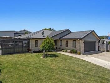 Brilliant Buying on Banksia Lane
