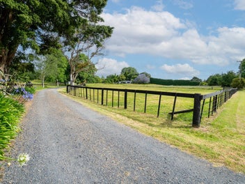 No covenants - golden mile