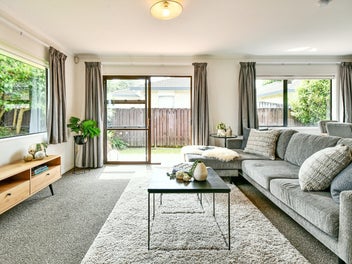 Tenants Out - Opportunity In !!