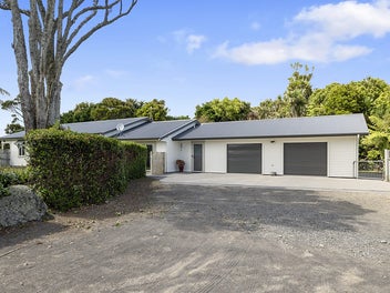 GORGEOUS COASTAL LIFESTYLE GEM