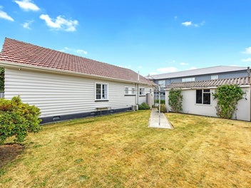 506 sqm MRZ Freehold