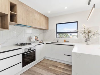 A Stylish and Smart Home in Top Location!