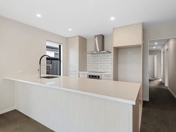 Immediate possession available