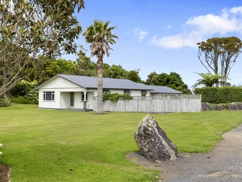 GORGEOUS COASTAL LIFESTYLE GEM