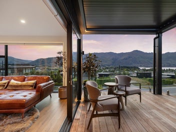 Inspiring Views, Luxury Living &...