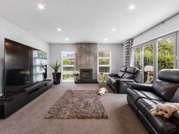 Vendors Commitment Clear—Priced to Sell.