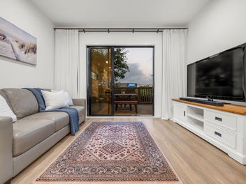 Modern Living with Parkside Serenity