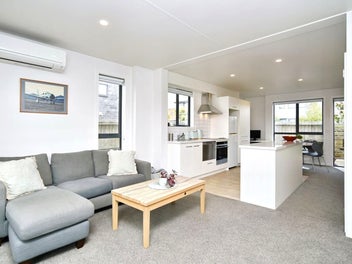 Owners want to see a SOLD sticker!