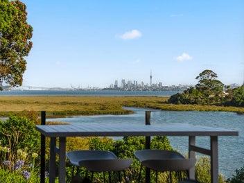 View of the Sea Anchored in Family Living