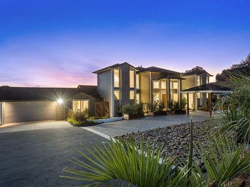 Modern, Luxurious-Space for all in Coatesville