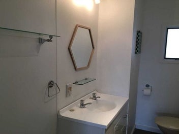 Beautiful Spacious white house - New Year Gift