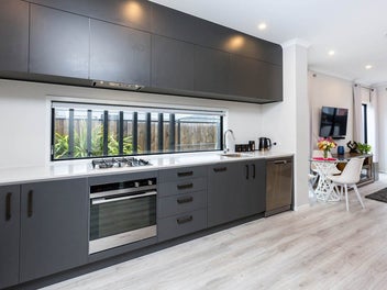 Lock-up-and-leave lifestyle