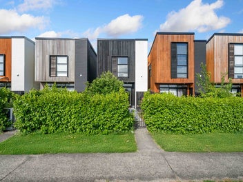 Owners Have Moved On - Presenting all offers!