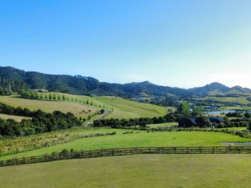 NEW BUILD - PREMIUM MANGAWHAI RESIDENCE