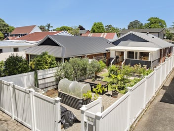 Heartland Epsom…carefree single level living.