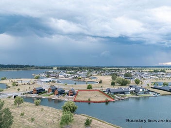 Water front living at its best