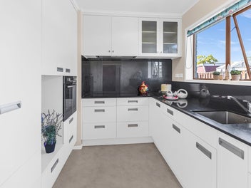 A Peaceful 2-Bedroom Haven in Central Whakatane