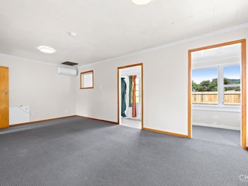 DIY READY! BRING YOUR TOOLS!