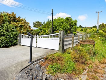 Beautiful Valley Vistas - Annabelle Farm