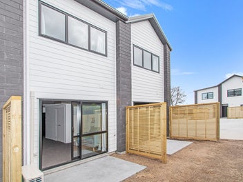 Fully Furnished, Near-New & Move-In Ready