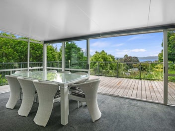 LOCK- UP AND LEAVE TROPICAL OASIS