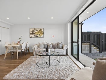 Freehold Apartments at Ormiston Garden