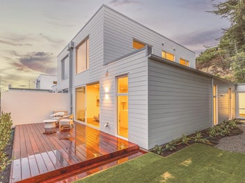 Luxury Living on the Coastal Path