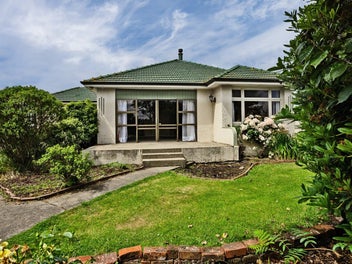 Premium Lifestyle Block | Vendors Ready to Move