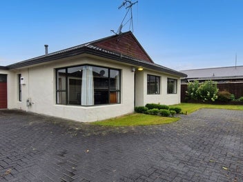 This Two Bedroom Cutie Awaits You