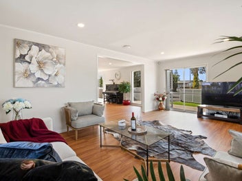 Spacious Family Home with Minor Dwelling