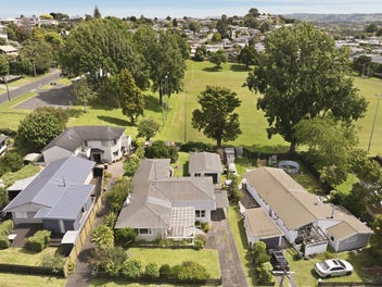 Enduring Family Living in a Parkside Setting